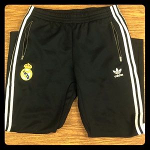 Adidas soccer sweat pants Large like new